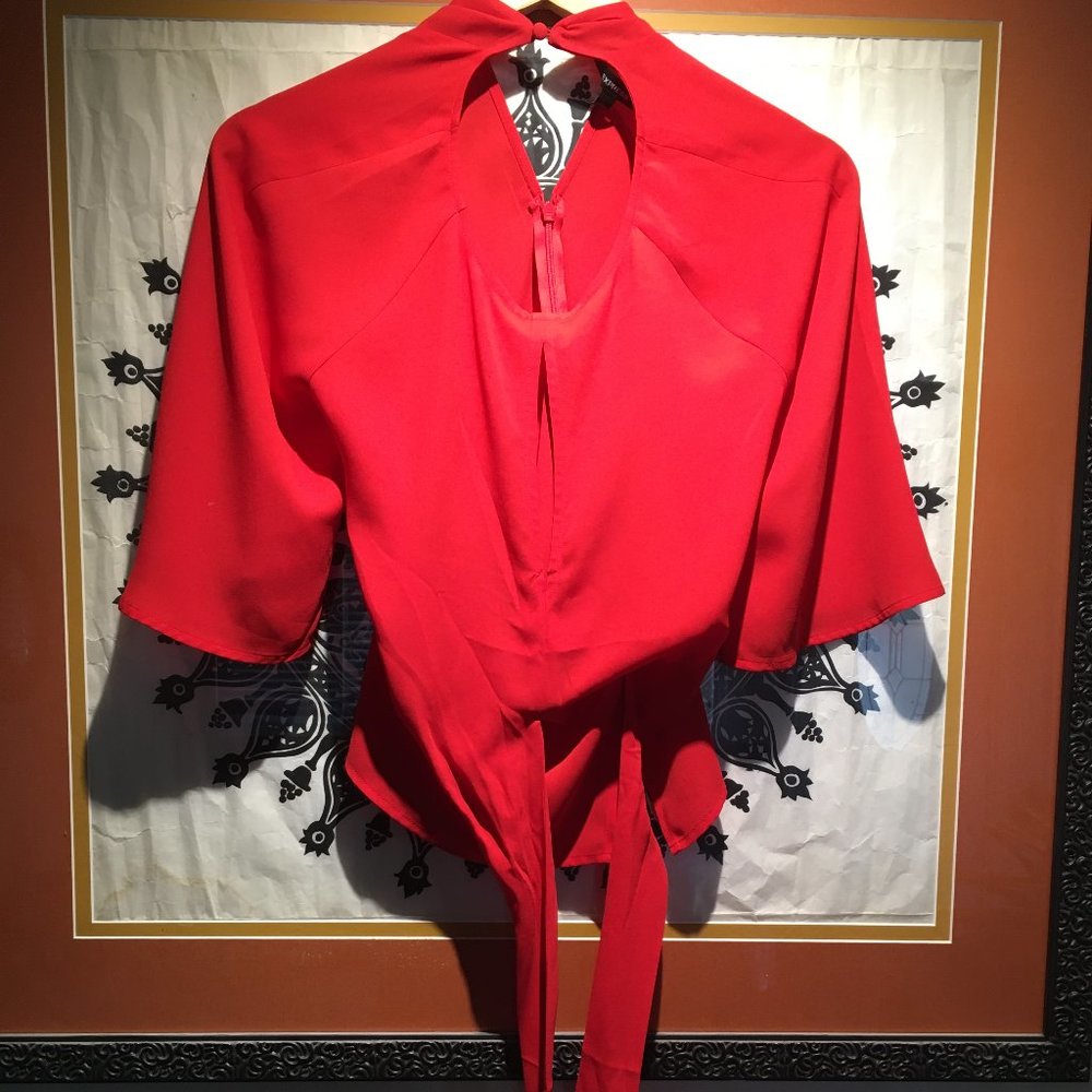 Express keyhole front & back tie-front blouse